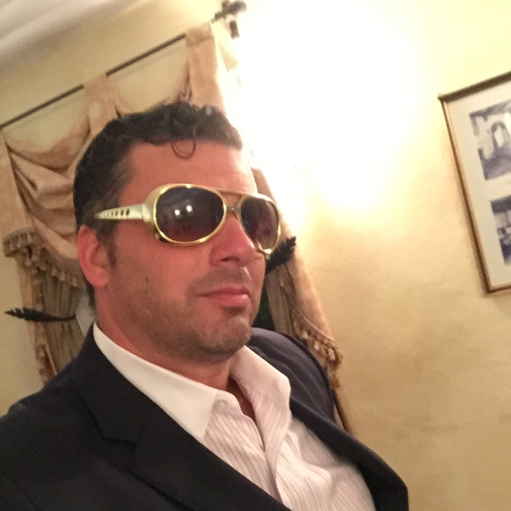 Meet your Posher, Scott